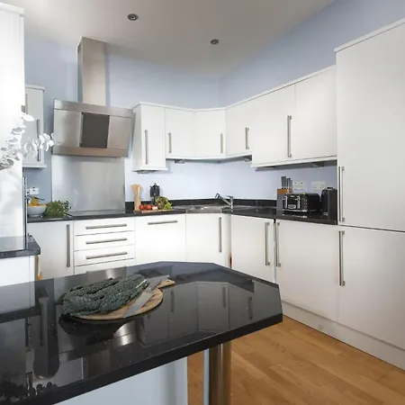 The Penthouse Forty Eight, Ocean 1 *